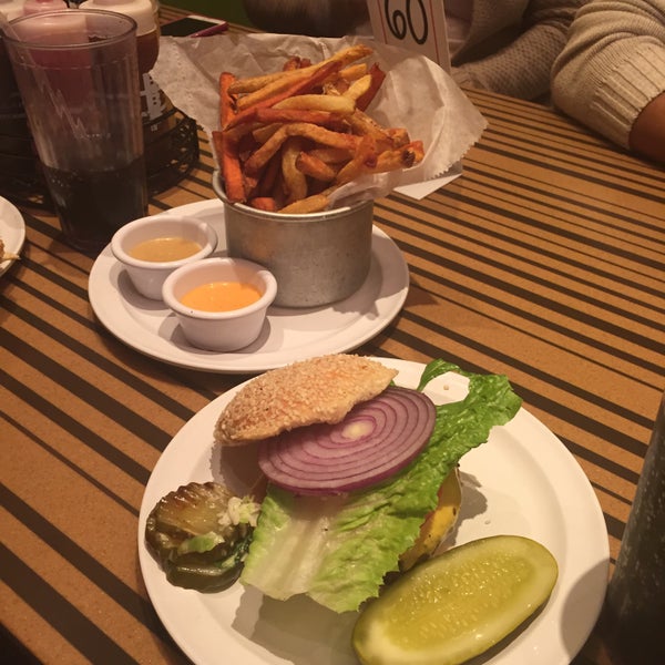 Photo taken at Bobby&#39;s Burger Palace by Naura on 12/6/2015