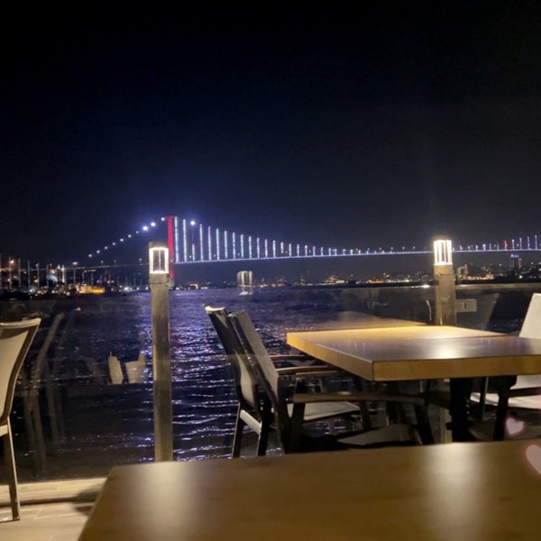 Foto diambil di İnci Bosphorus oleh H 🫧🎼 pada 2/19/2023