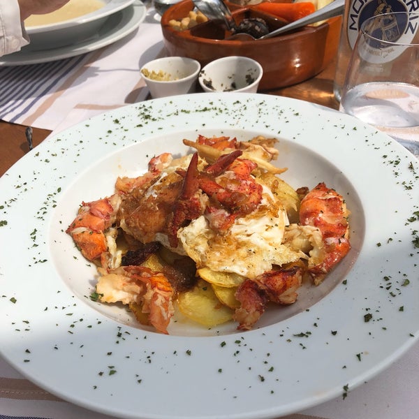 Lobster, egg and sliced potatoes - yummy!