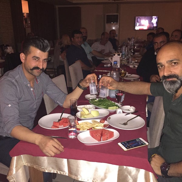 Foto diambil di HT Manş-Et Restaurant oleh Sami G. pada 5/22/2017