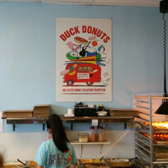 Foto scattata a Duck Donuts da ᴡ S. il 6/26/2015