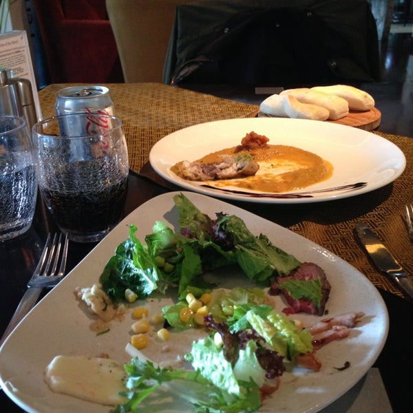 3/14/2013にBrian M.がFavola Italian Restaurant 法沃莱意大利餐厅で撮った写真