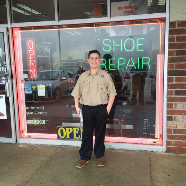 Lyndhurst Shoe Repair \u0026 Luggage 