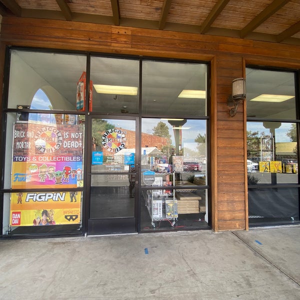 KRRJ Collectibles Downtown Bakersfield 0 tips