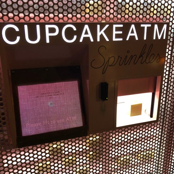 Photo taken at Sprinkles Beverly Hills Cupcakes by AG on 6/23/2019