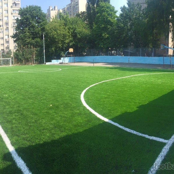 Футбольное поле Марьинский парк