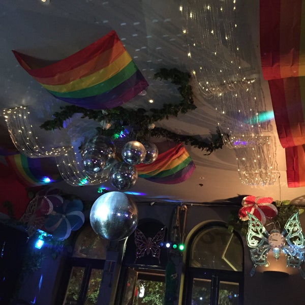 รูปภาพถ่ายที่ Stonewall Hotel โดย Warren E. เมื่อ 6/24/2017