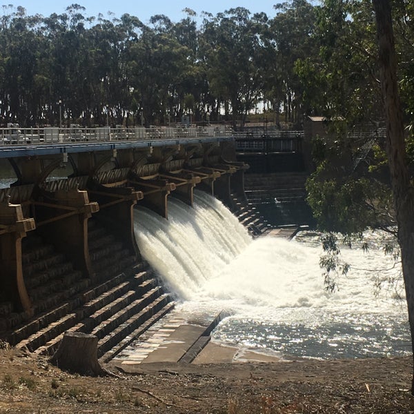 Goulburn Weir Goulburn Weir Road