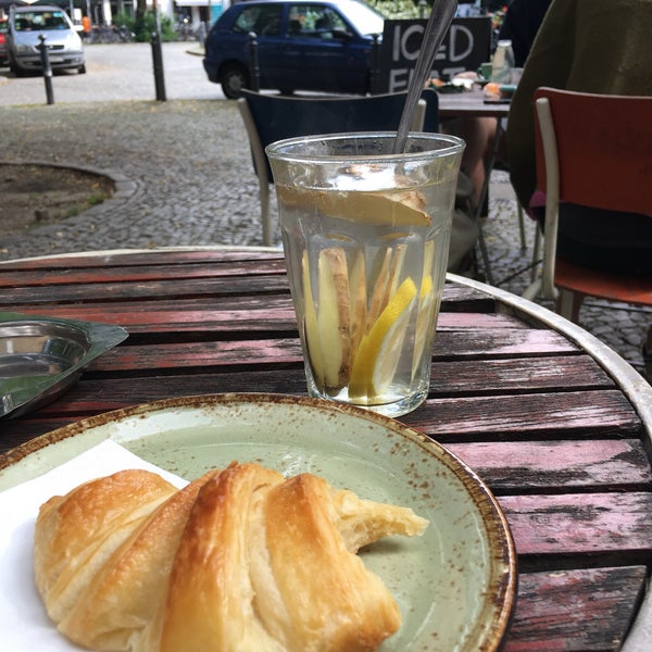 Nice breakfast in front of the s-banh. I loved the ginger lemon tea.