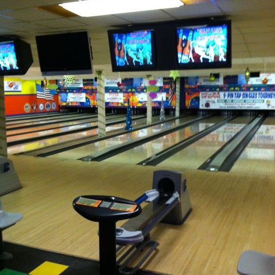 South Shore Bowl 3620 E Carpenter Ave