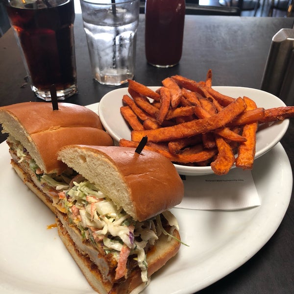 I had the buffalo chicken sandwich and sweet potato fries and thought it was great