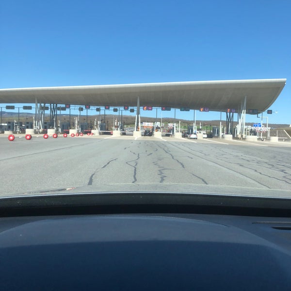 Gare de Péage de SaintGermain Barrière de péage à Millau