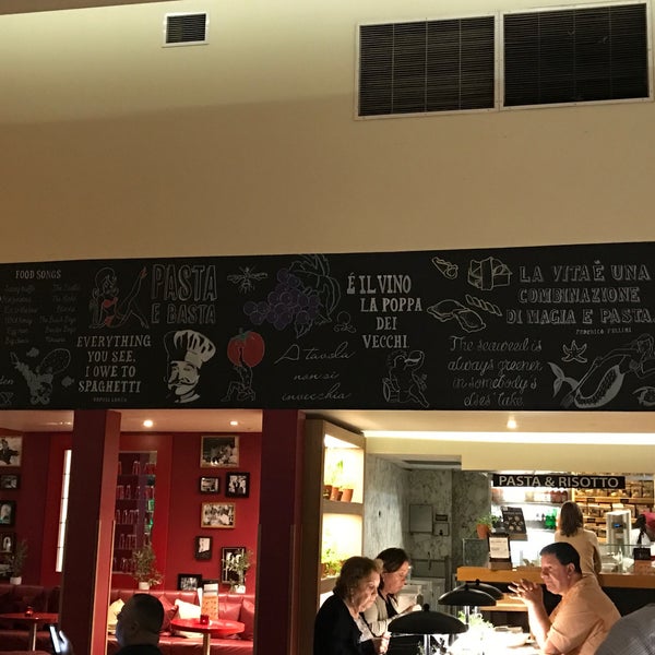 Foto scattata a Vapiano da Ale R. il 1/27/2017