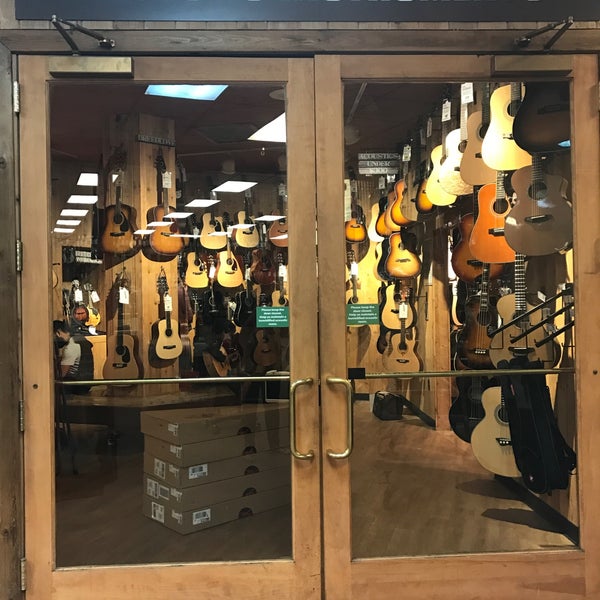 Guitar on sale center dadeland