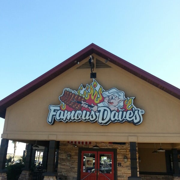 Photo taken at Famous Dave&#39;s by Ramon H. on 3/24/2013