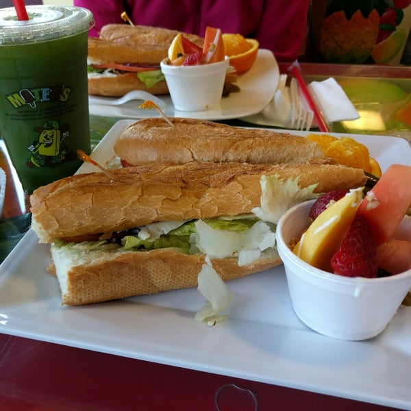 Sandwich combos are the best here - comes with fruit and smoothie!