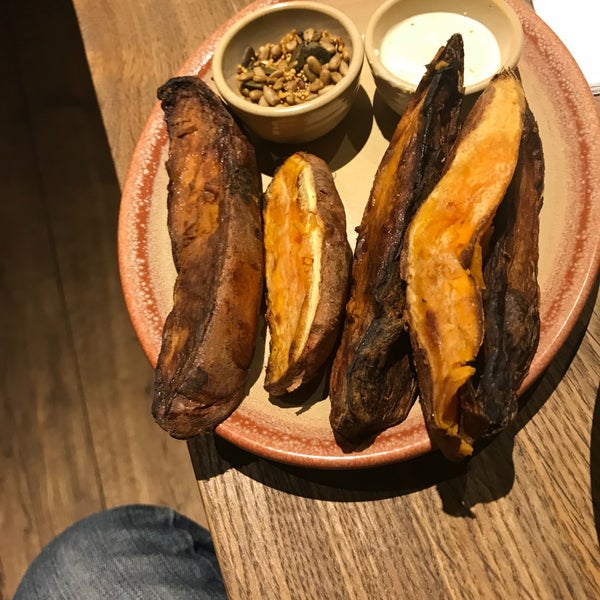 Photo taken at Nando&#39;s by Glynn on 10/31/2017