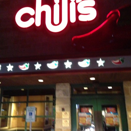Photo taken at Chili&#39;s Grill &amp; Bar by Brian on 12/6/2012