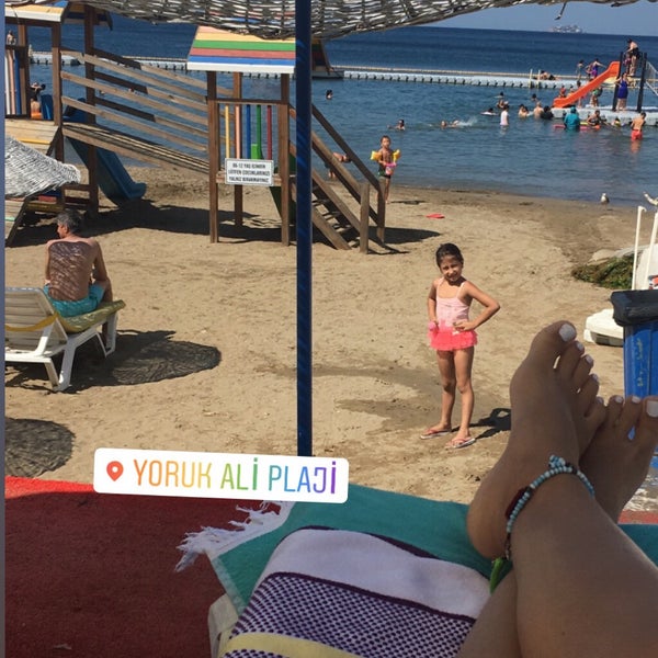 Foto tomada en Yörük Ali Plajı  por Melisa Ö. el 8/28/2019