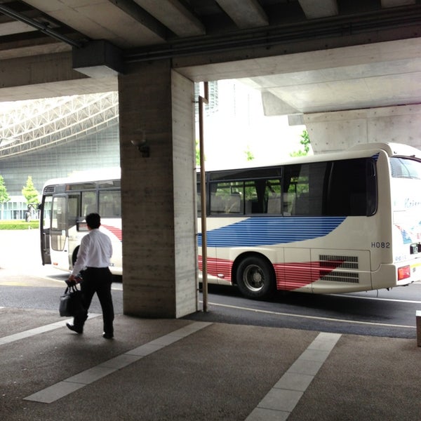 Photos At 幕張メッセ中央バス停 1 Tip