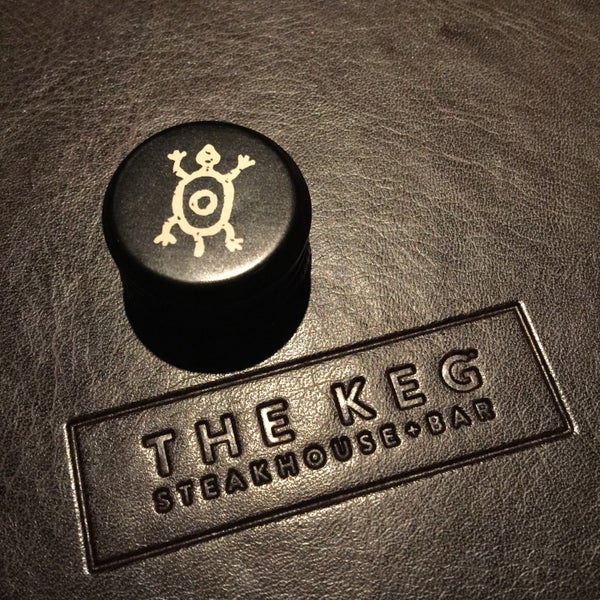รูปภาพถ่ายที่ The Keg Steakhouse + Bar - Alberni โดย j C. เมื่อ 1/22/2017