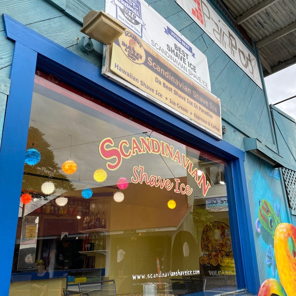 Photo taken at Scandinavian Shave Ice by Hin T. on 2/28/2020