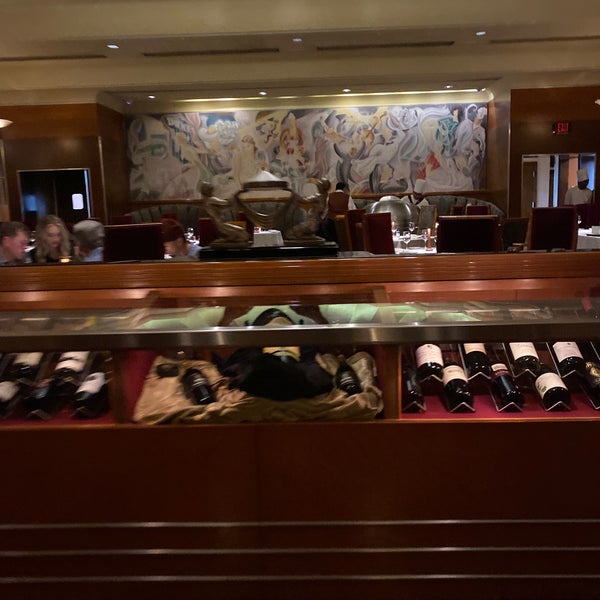 Photo taken at Lawry&#39;s The Prime Rib by Hin T. on 11/18/2019