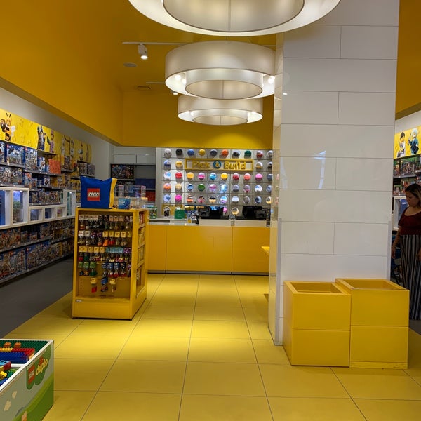 Photos at The LEGO Store Toy Store in Ala Moana Kakaako