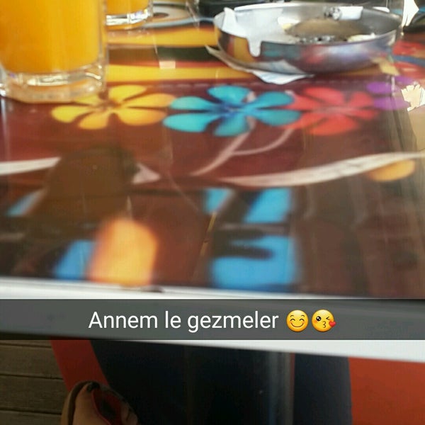 9/5/2016にZarife Ceren Ü.がŞadırvan Vitamin Cafeで撮った写真