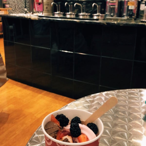 Yogurt Extreme Ice Cream Parlor in Corvallis