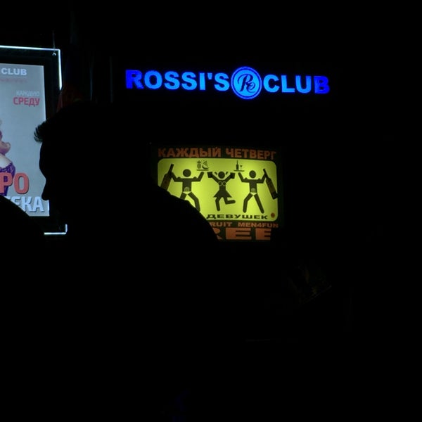 Das Foto wurde bei Rossi&#39;s Club von Никита К. am 8/5/2017 aufgenommen