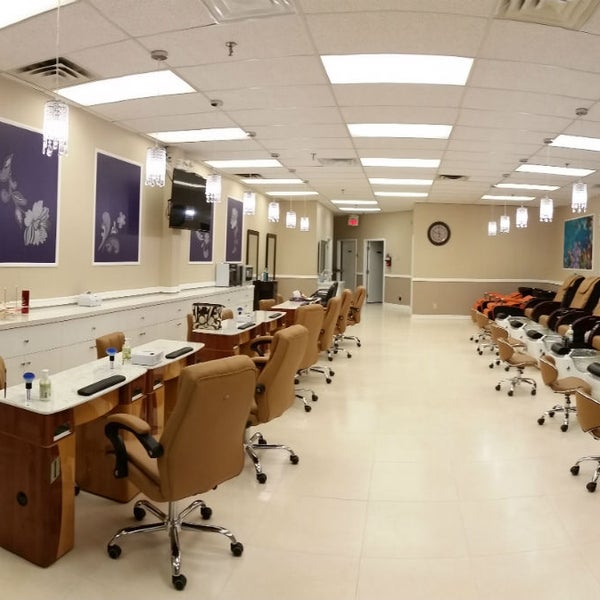 Glamour Girl Nail & Spa Oshawa, ON