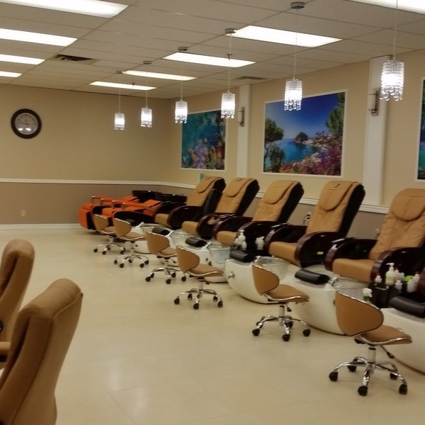 Glamour Girl Nail & Spa Oshawa, ON