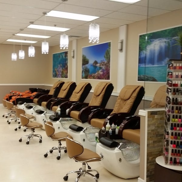 Glamour Girl Nail & Spa Oshawa, ON