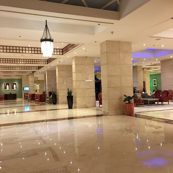 Foto scattata a Doha Marriott Hotel da Hani A. il 5/30/2017