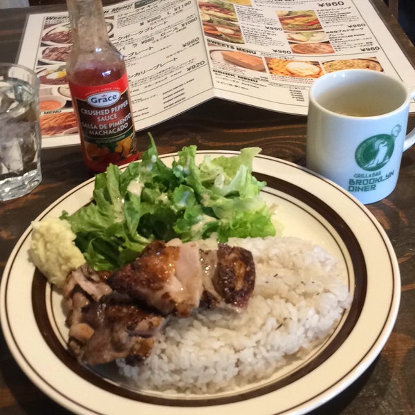 Foto tirada no(a) Brooklyn Diner por Minegishi T. em 11/27/2015