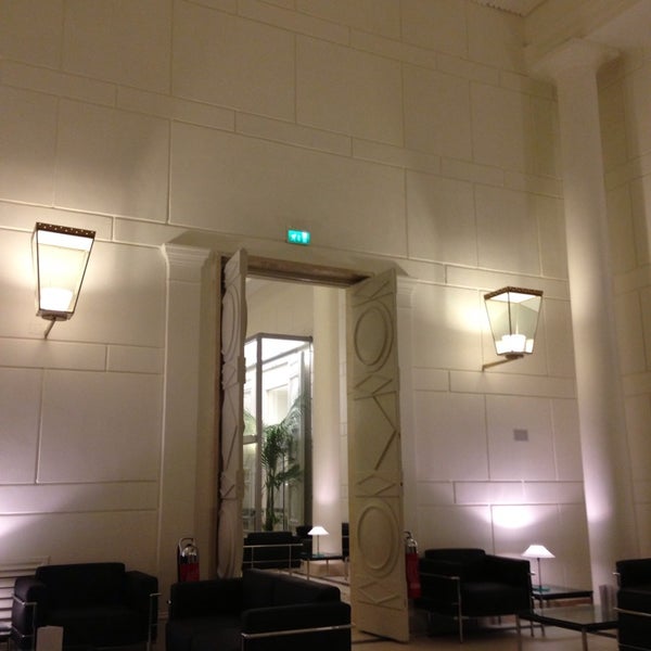 5/23/2013 tarihinde Sara G.ziyaretçi tarafından Hotel Palazzo Esedra'de çekilen fotoğraf
