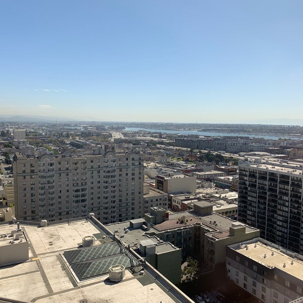 Foto tirada no(a) Oakland Marriott City Center por Teatimed em 10/7/2019