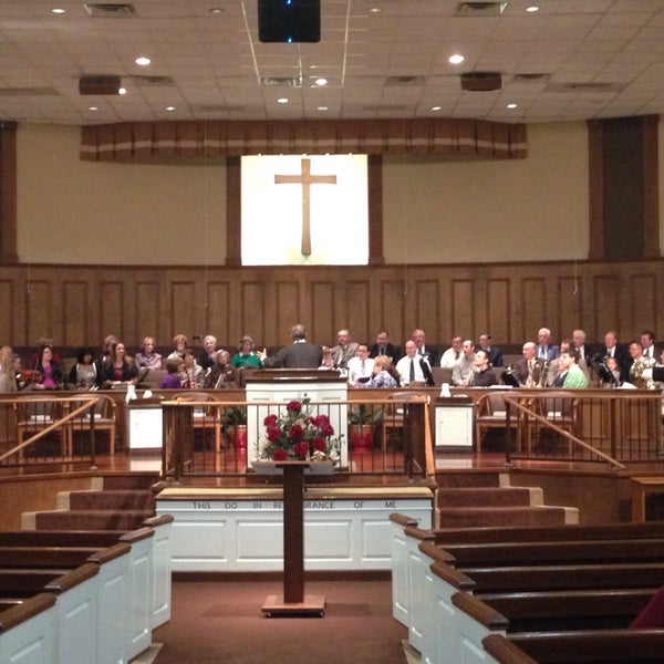 Foto tirada no(a) Grace Baptist Church por max f. em 11/10/2013
