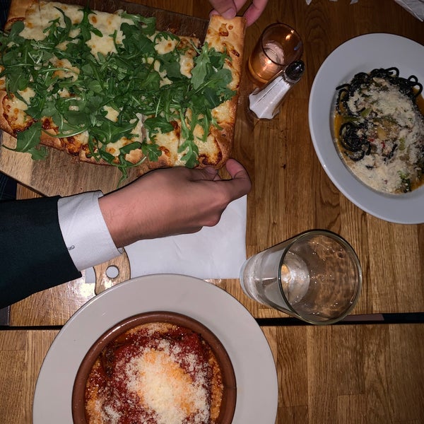 11/3/2019 tarihinde Lily Annabelle C.ziyaretçi tarafından Belli Osteria'de çekilen fotoğraf