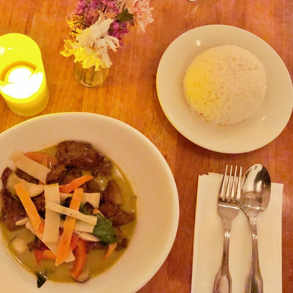 1/29/2018 tarihinde Lily Annabelle C.ziyaretçi tarafından TUE Thai Food'de çekilen fotoğraf