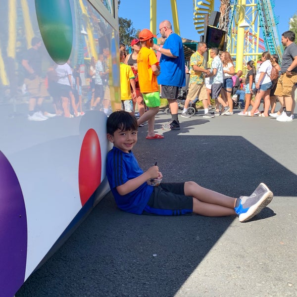 Photo taken at Six Flags Discovery Kingdom by Emily M. on 6/23/2019