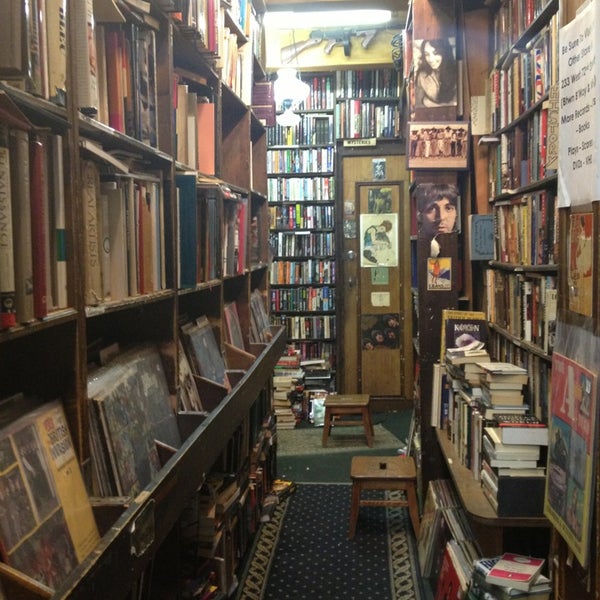 Photo taken at Westsider Rare &amp; Used Books Inc. by Yasmin A. on 6/1/2013