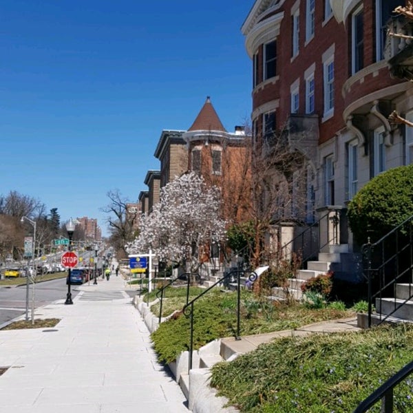 Johns Hopkins University Homewood Apartments College Residence Hall