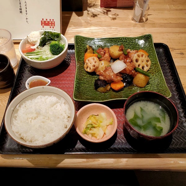 大戸屋 六本木1 6 1