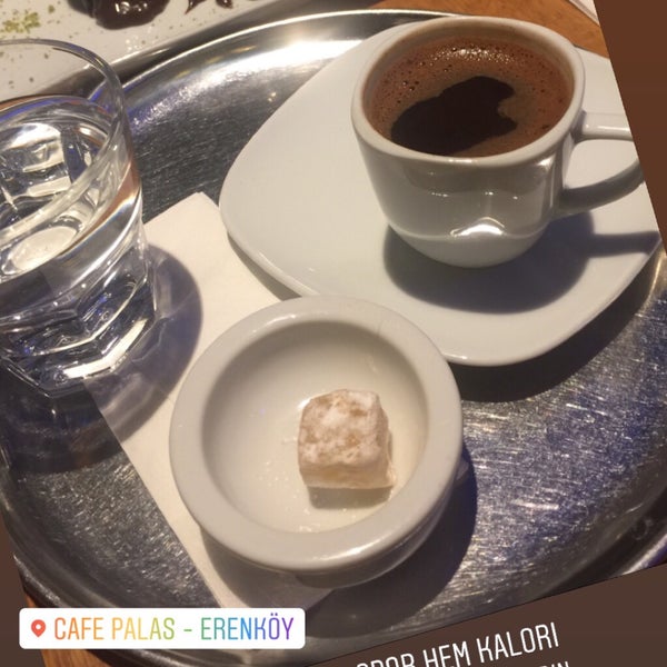 Foto tomada en Cafe Palas  por Aynur Ç. el 10/13/2019