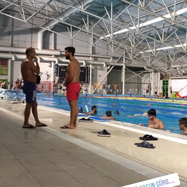 9/3/2019にAynur Ç.がGalatasaray Ergun Gürsoy Olimpik Yüzme Havuzuで撮った写真