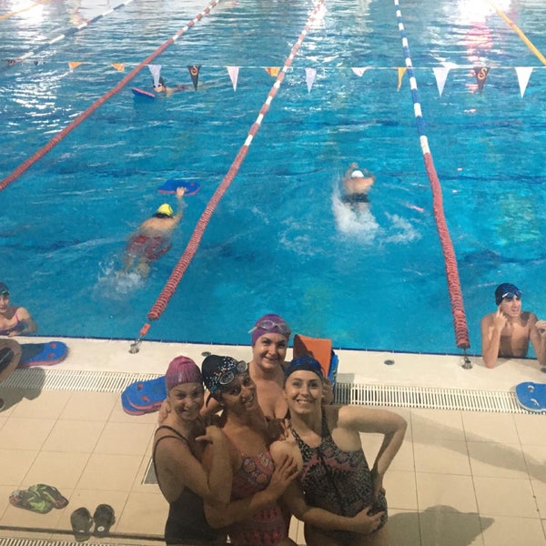 11/26/2019にAynur Ç.がGalatasaray Ergun Gürsoy Olimpik Yüzme Havuzuで撮った写真