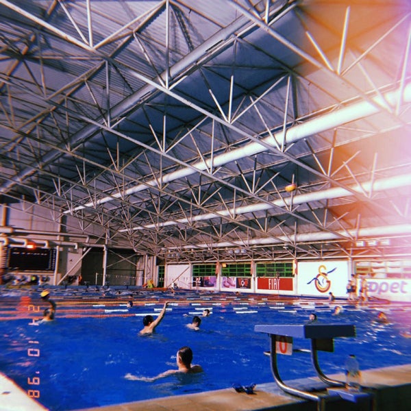 10/24/2019にAynur Ç.がGalatasaray Ergun Gürsoy Olimpik Yüzme Havuzuで撮った写真