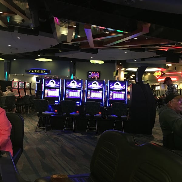 Photo prise au Northern Quest Resort &amp; Casino par Chuck J. le8/10/2016